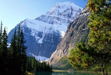 米体：尤文主帅莫塔接近下课，曼奇尼愿意成为尤文临时主帅.